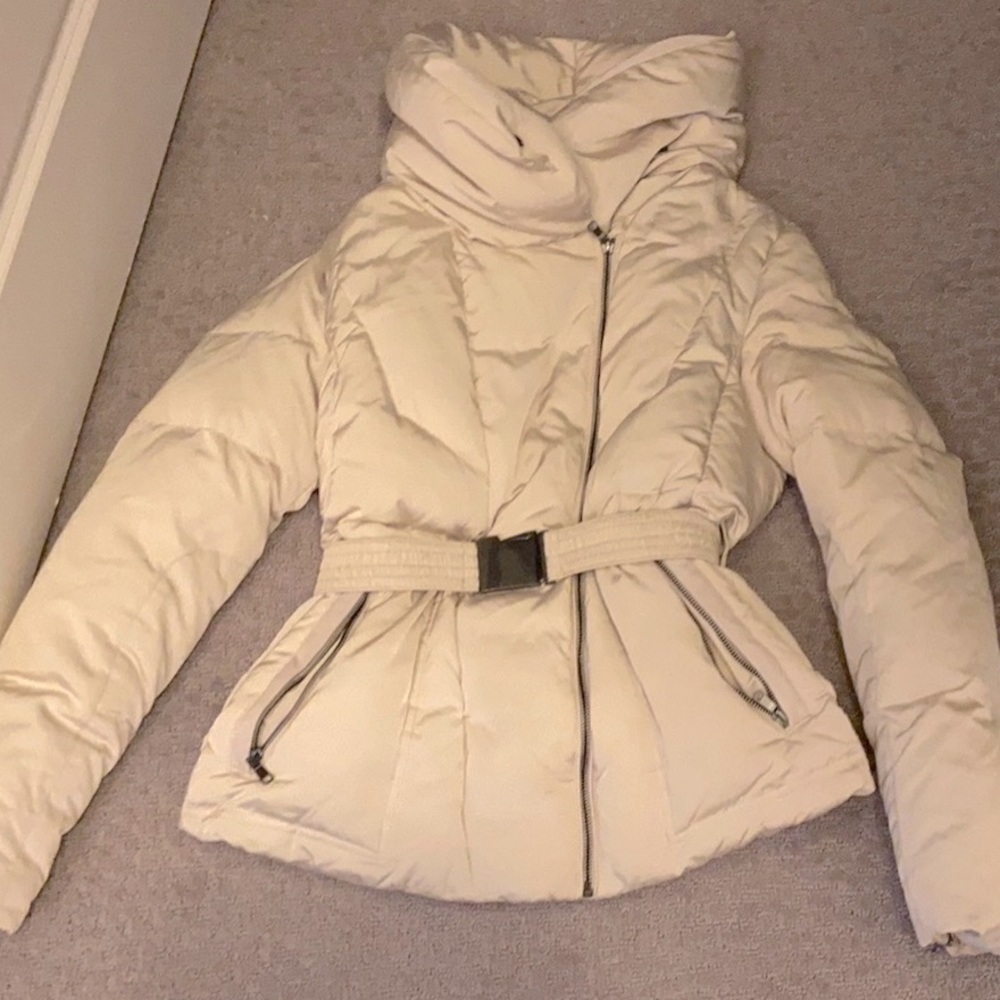 Zara down coat!! Medium (fits like Small)